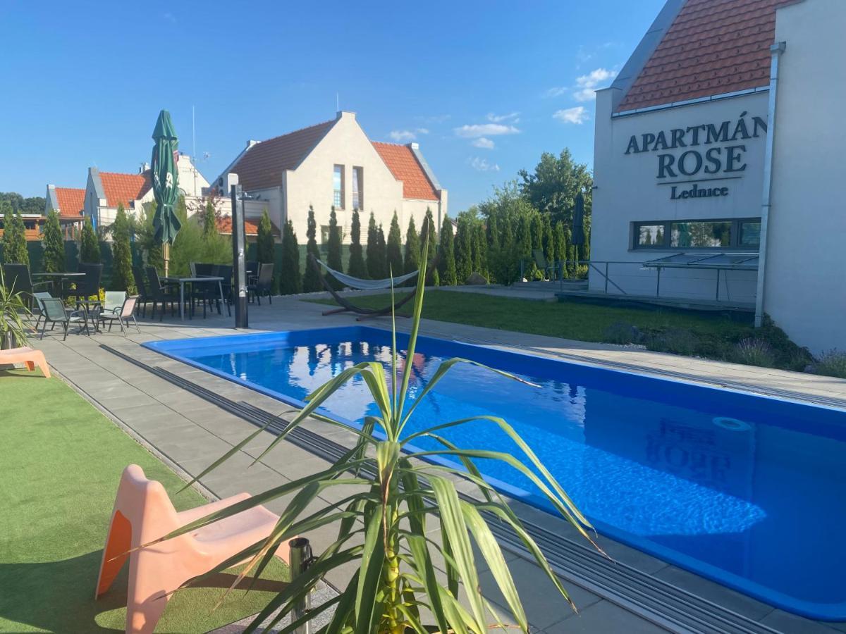 Apartmany Rose Ледніце Екстер'єр фото